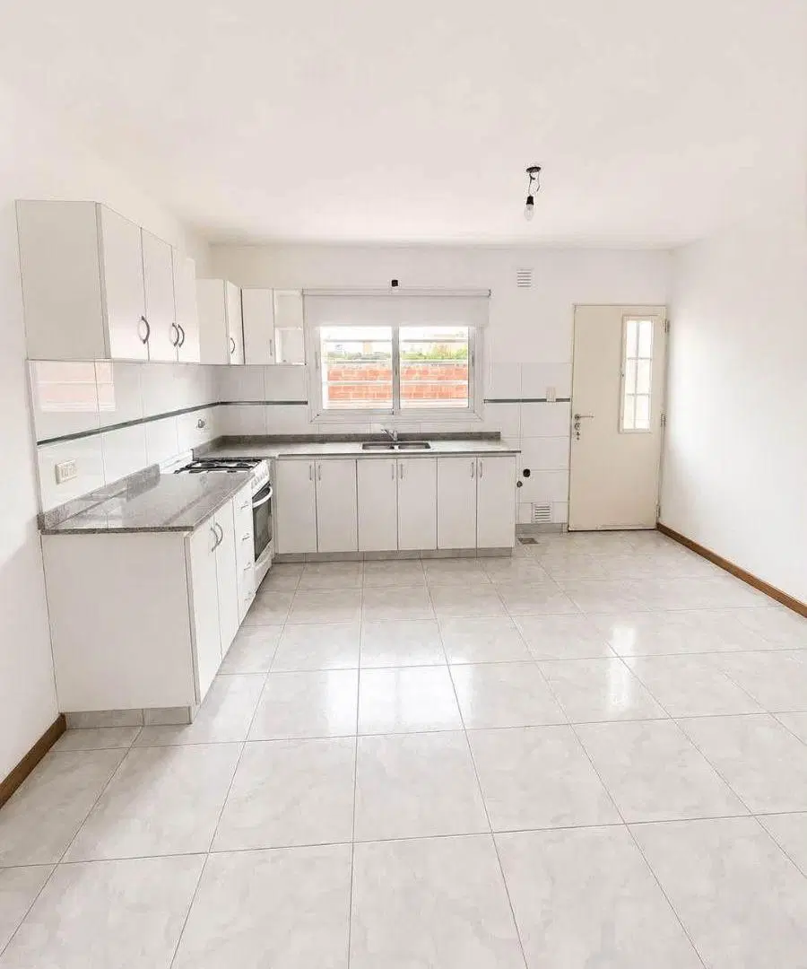 Duplex en alquiler! En calle EL BOYERO 1323 4