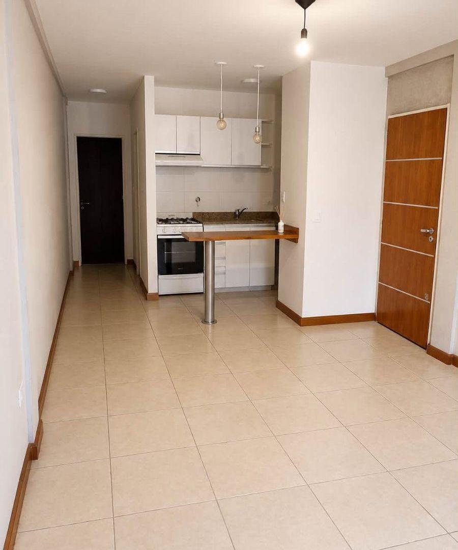 Foto de Hermoso departamento en alquiler! Calle ALVEAR 1768, imagen 1