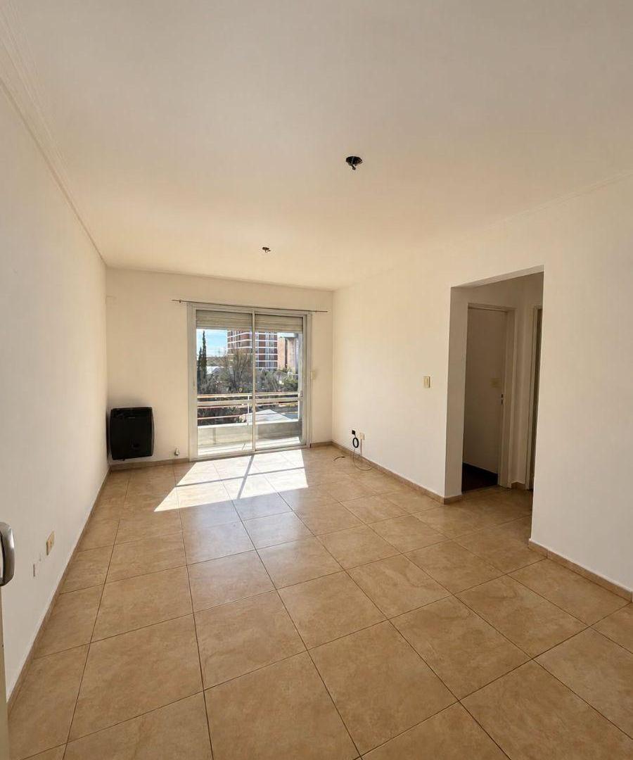 Foto de DEPARTAMENTO EN ALQUILER | En calle PARAGUAY 18, imagen 3