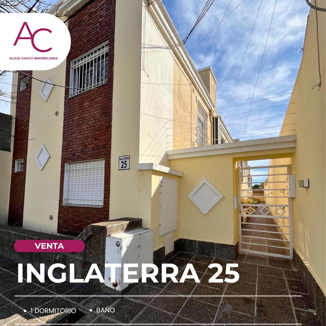 Foto de DEPARTAMENTO EN VENTA | en calle Inglaterra 25, imagen 1