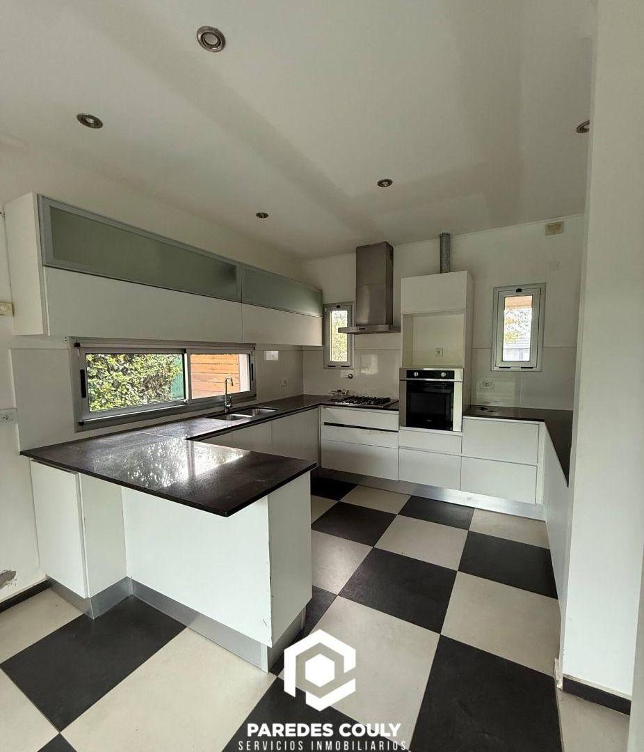 Foto de Casa en Venta | Barrio San Ignacio | Luis Agotte al 2000, imagen 2