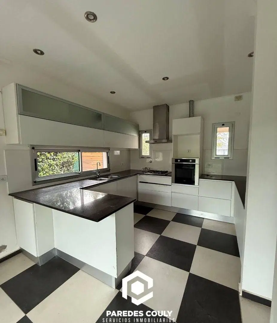 Casa en Venta | Barrio San Ignacio | Luis Agotte al 2000 2
