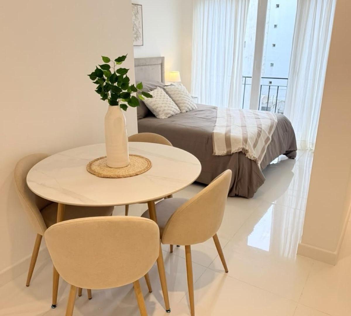 Foto de Depto 1 amb reciclado a nuevo con muebles y decoración, imagen 4