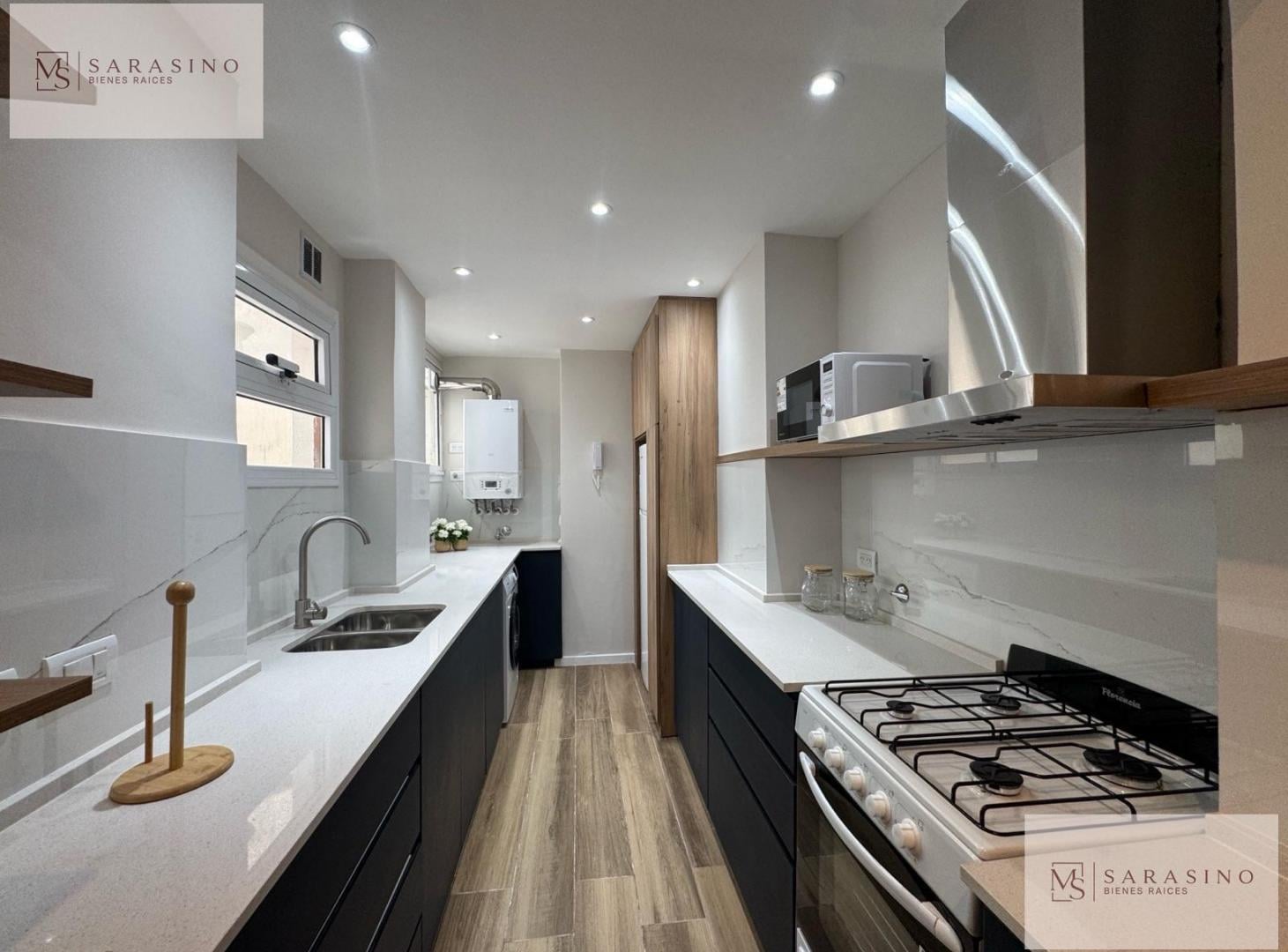 Foto de Departamento 3 amb con muebles y balcón Av. Colón 1500, imagen 4