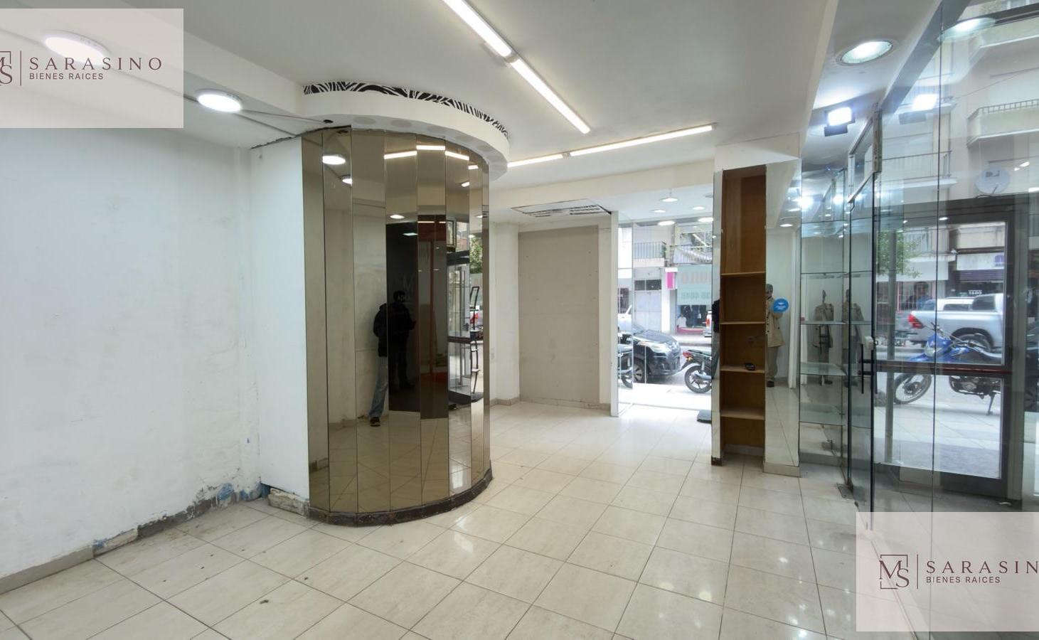 Foto de Alquiler local comercial con departamento - Microcentro, imagen 1