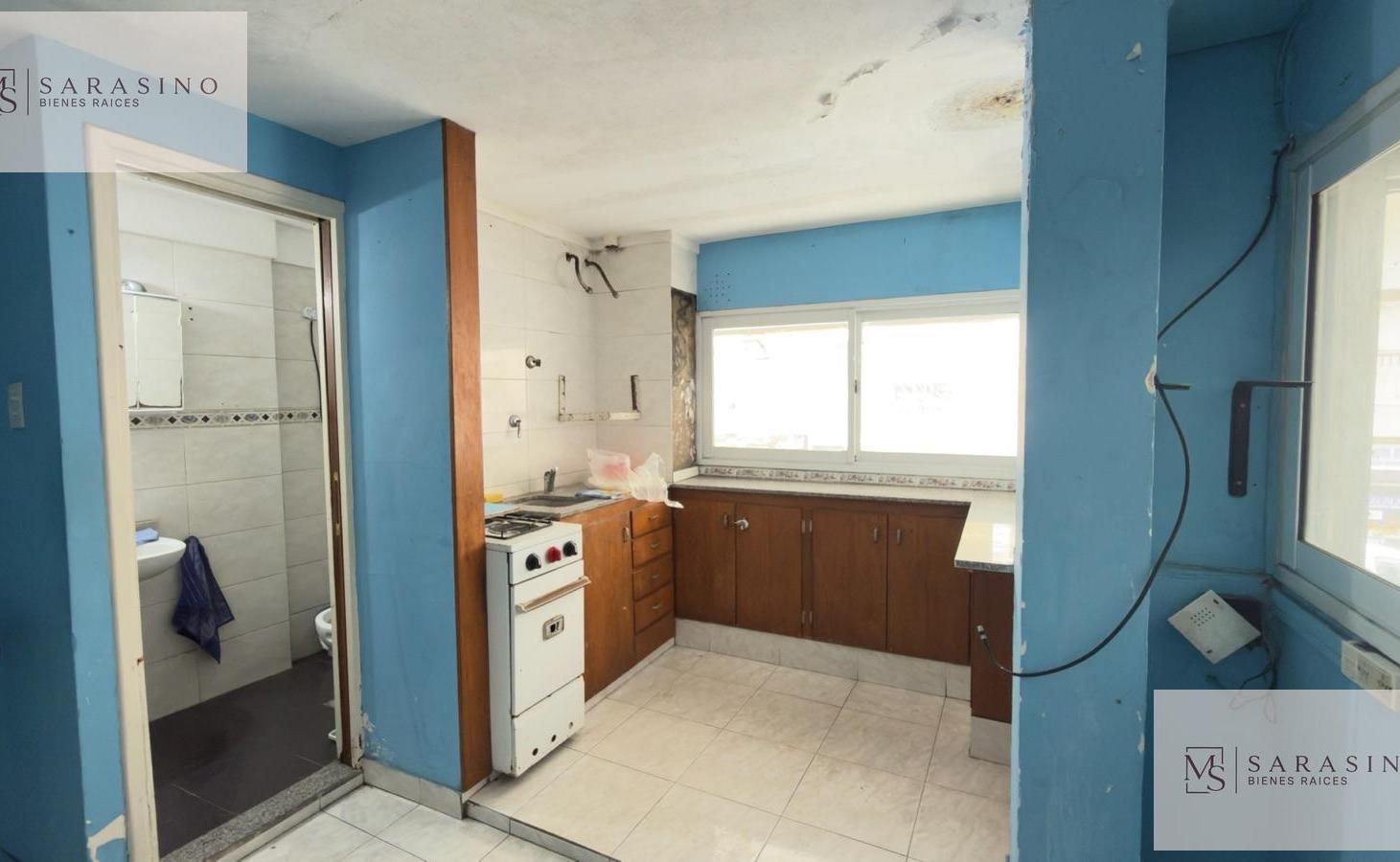 Foto de Alquiler local comercial con departamento - Microcentro, imagen 3