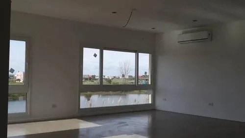 Casa a La Laguna con Piscina en Venta en El Cantón, Escobar 2