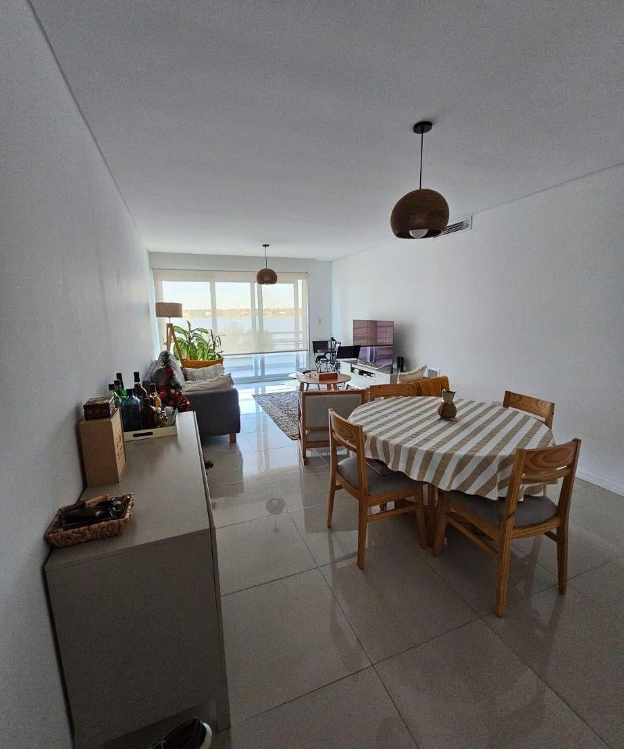 Foto de Venta cuatro ambientes al lago en Vila Vela, Villanueva, imagen 1