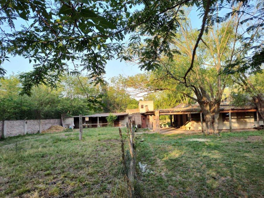Casaquinta con Caballeriza en Venta en Marcos Paz Excelente Oportunidad 2