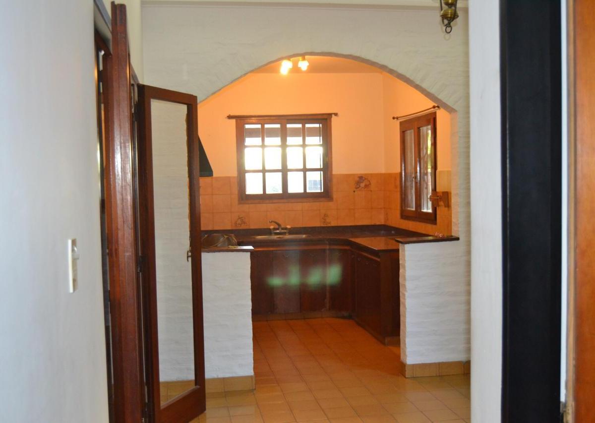 Excelente Casa en Venta en El Centro de Marcos Paz Apta Crédito Hipotecario 5