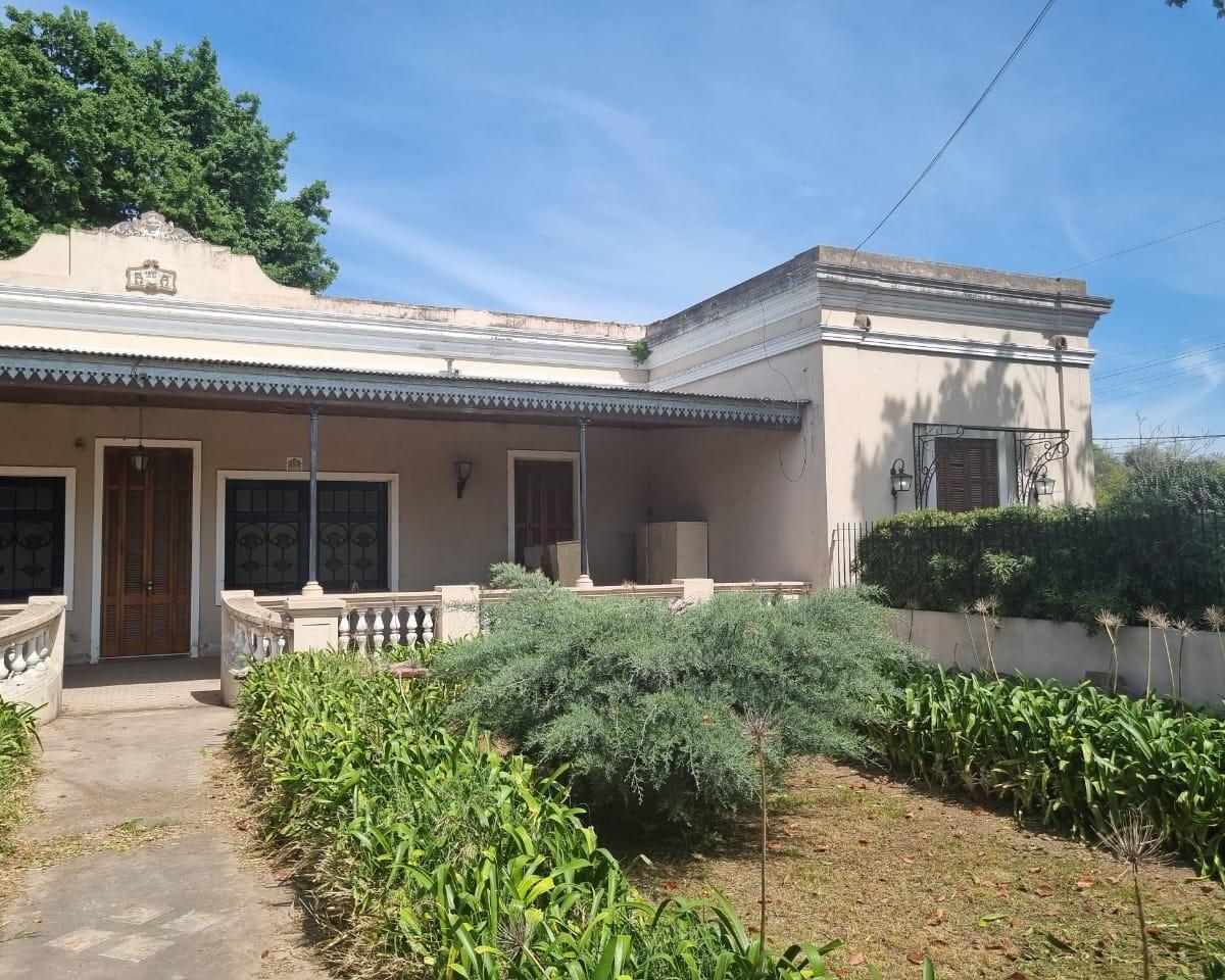 Casona Más Dos Departamentos en Venta en El Centro de Marcos Paz Ideal Inversor 5