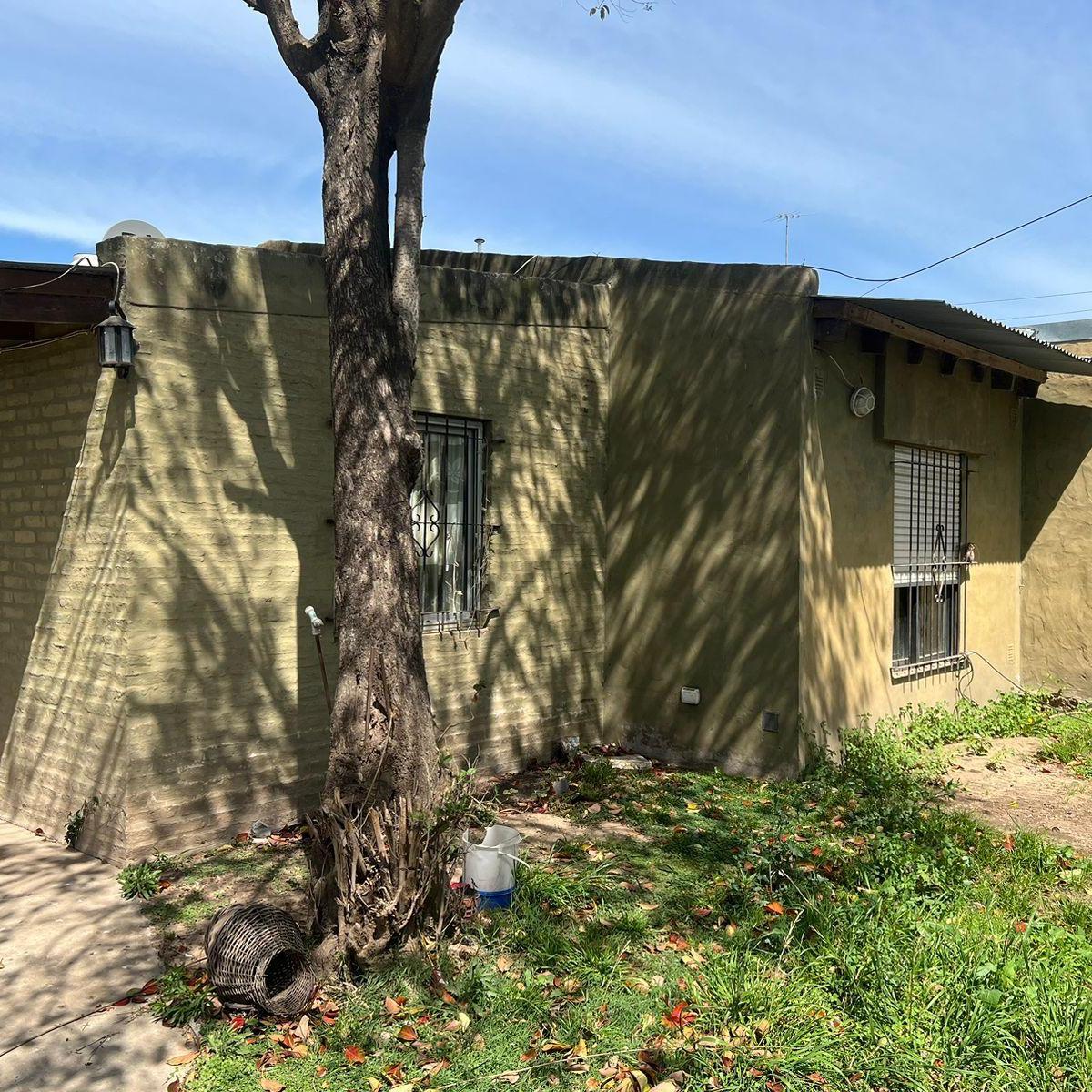 Hermosa Casa en Venta Sobre Balcarce y Chacabuco, en El Centro de Marcos Paz 2