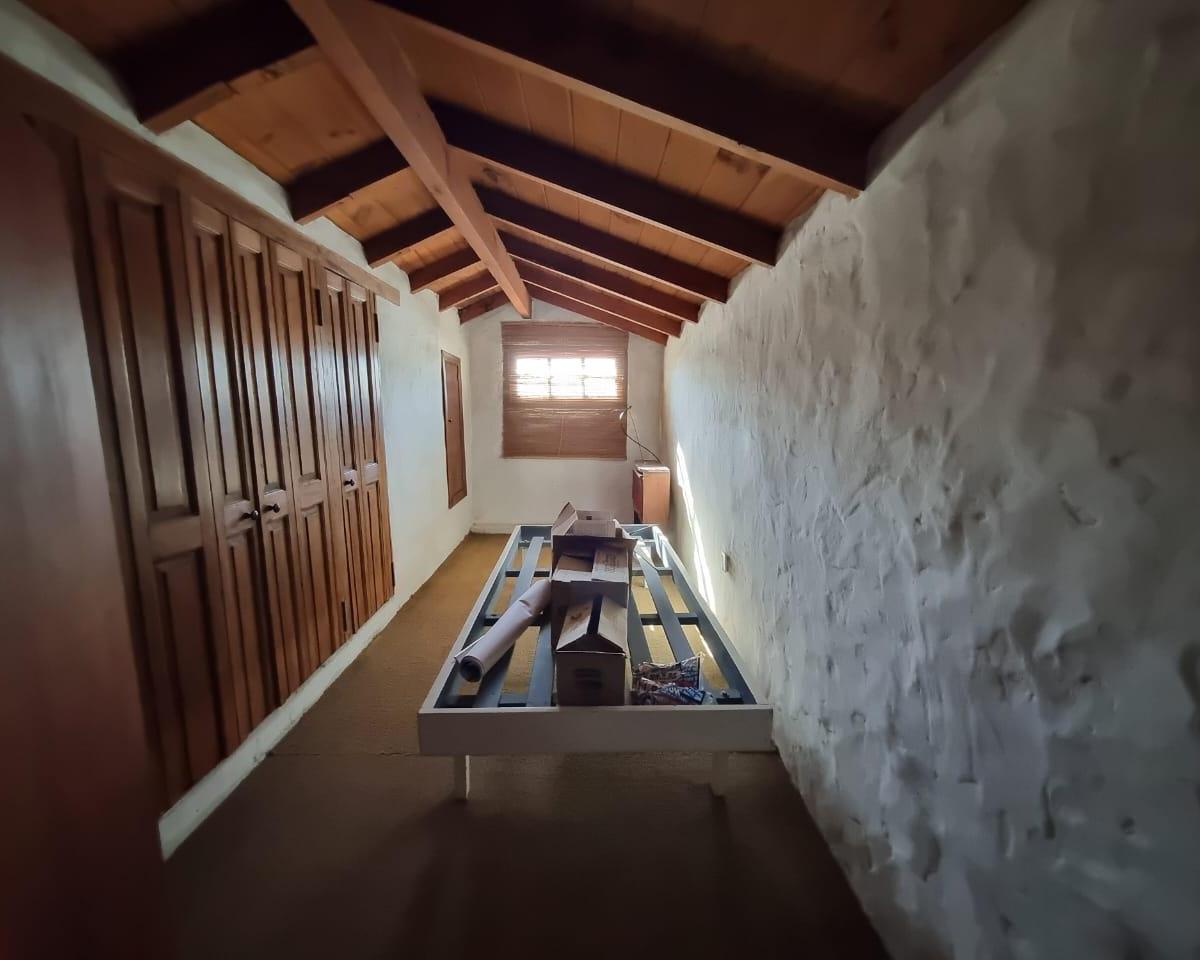 Excelente Casa en Venta Sobre Bernardo de Irigoyen en Marcos Paz Centro 2