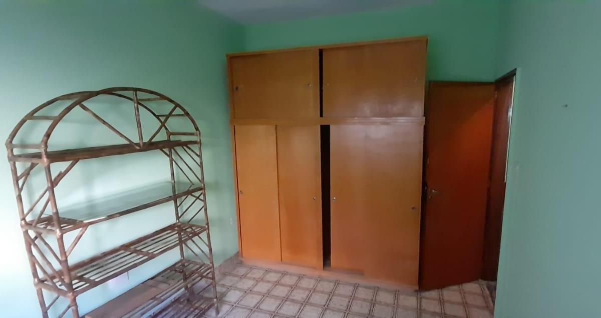 Departamento de 3 ambientes, en P.H.