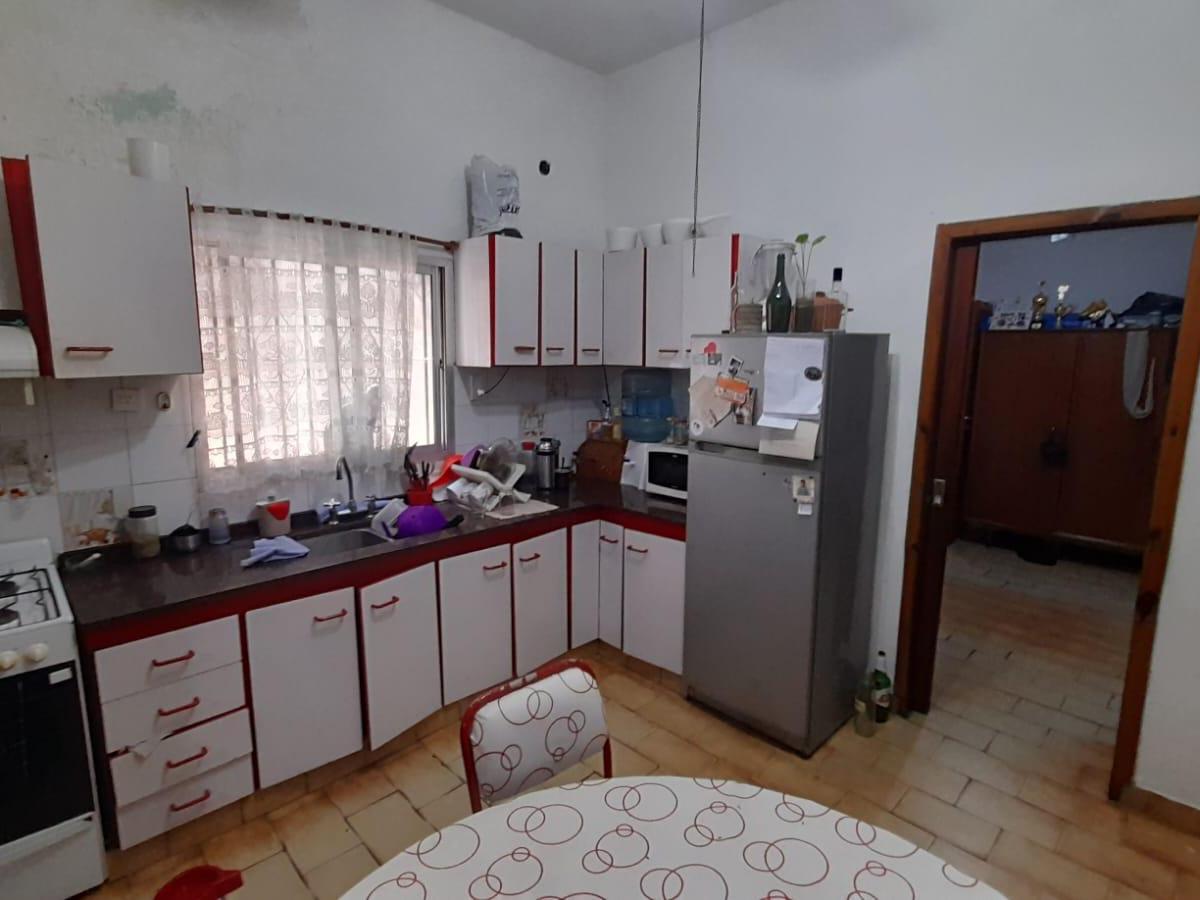 Casa de 4 ambientes - San Vladimiro al 3000 - Lanús Oeste