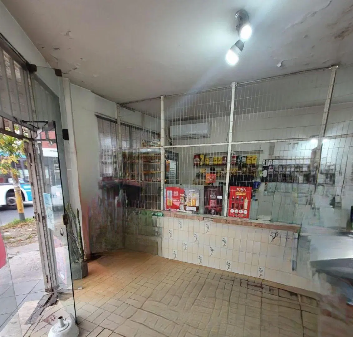 Alquiler de Local Comercial – J. M. Moreno y Cnel. Osorio – Lanús Oeste 5