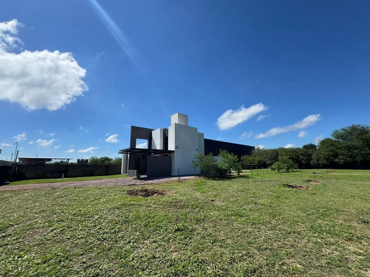 CASA DE 3 DORMITORIOS  A ESTRENAR 3