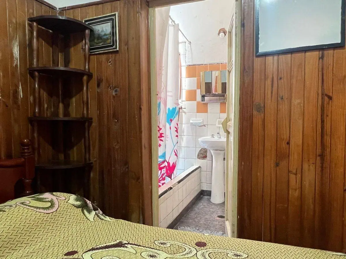 VENTA DE CASA, ALOJAMIENTO Y LOCALES EN TERMAS 5