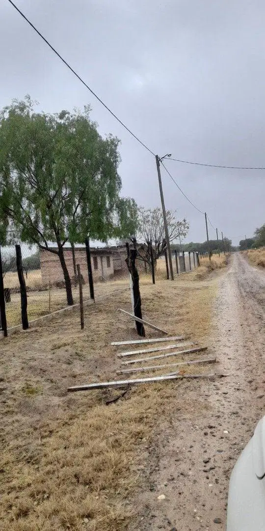 Venta de 2 Lotes Linderos en  La Bajada, La Banda, 4