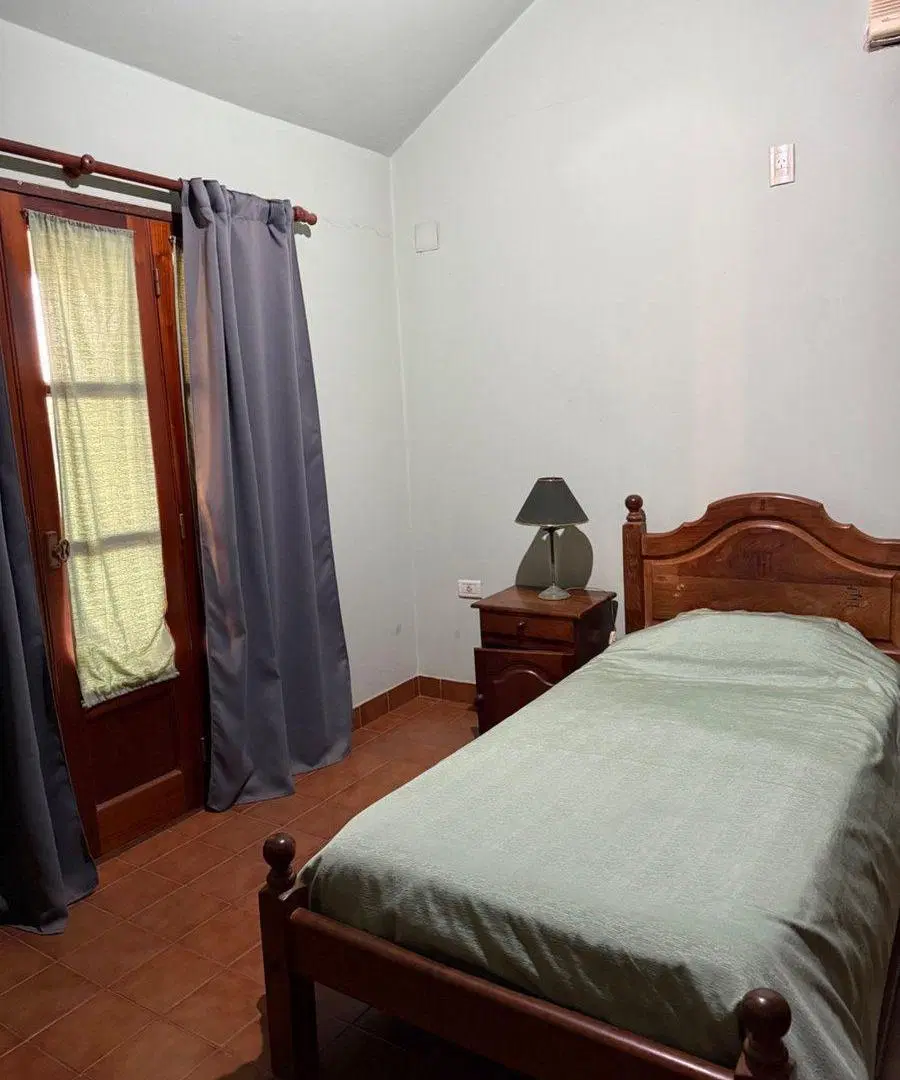 VENTA DE CASA EN EL CENTRO DE LA BANDA 5