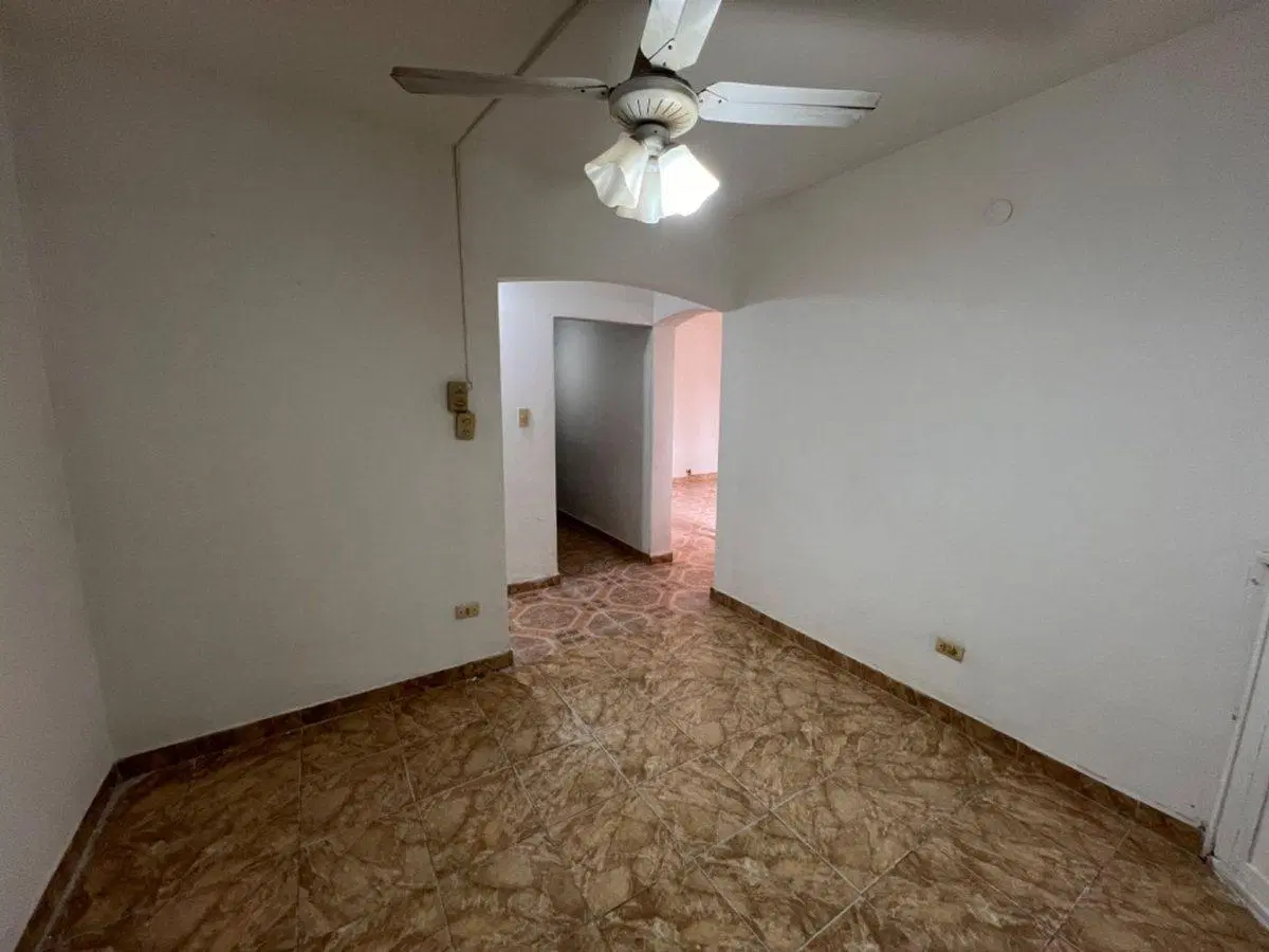 VENTA DE DEPARTAMENTO 2 DORMITORIOS ZONA SUR 3