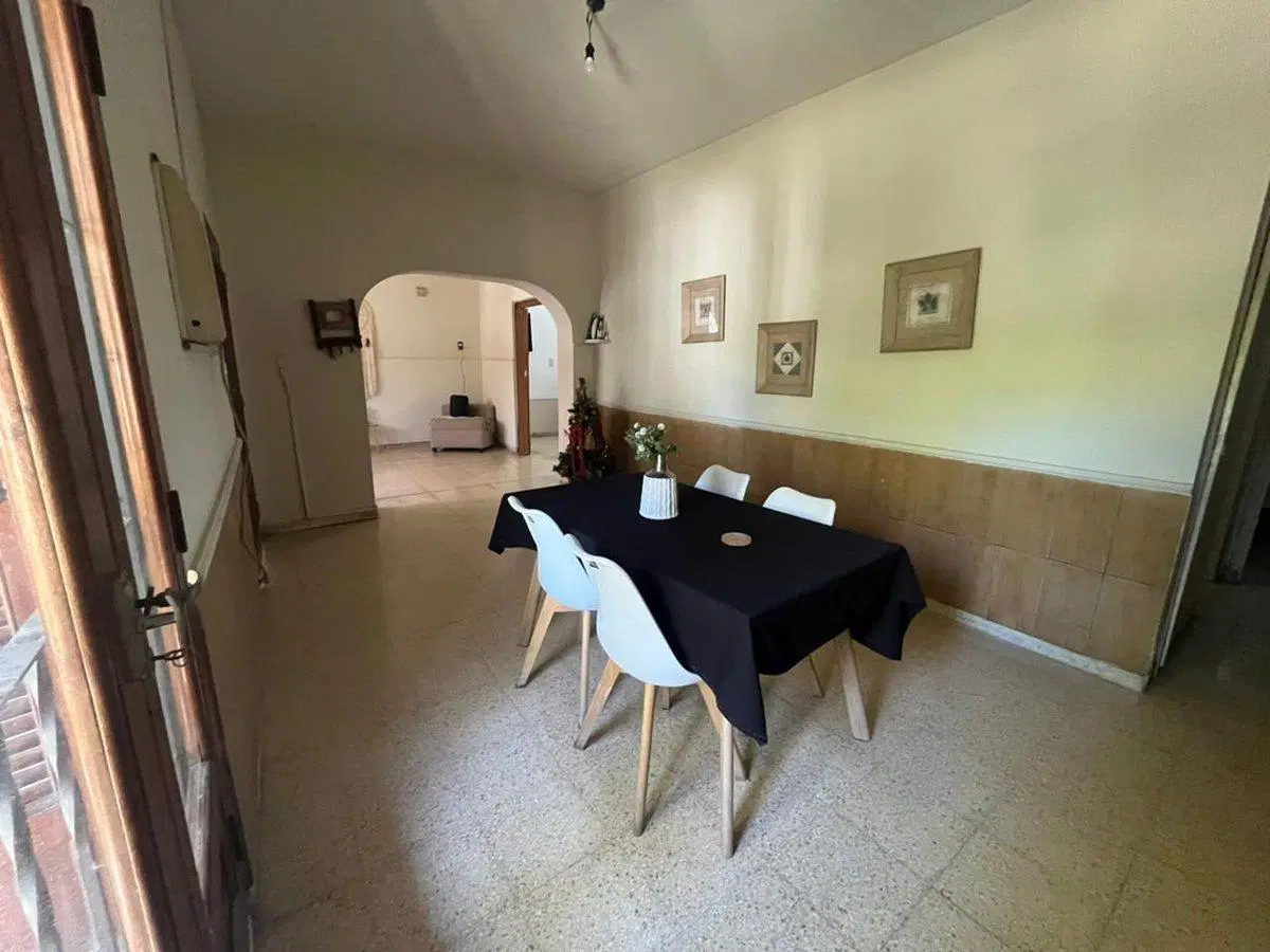 CASA EN VENTA - BARRIO BELGRANO - 4 DORMITORIOS 4