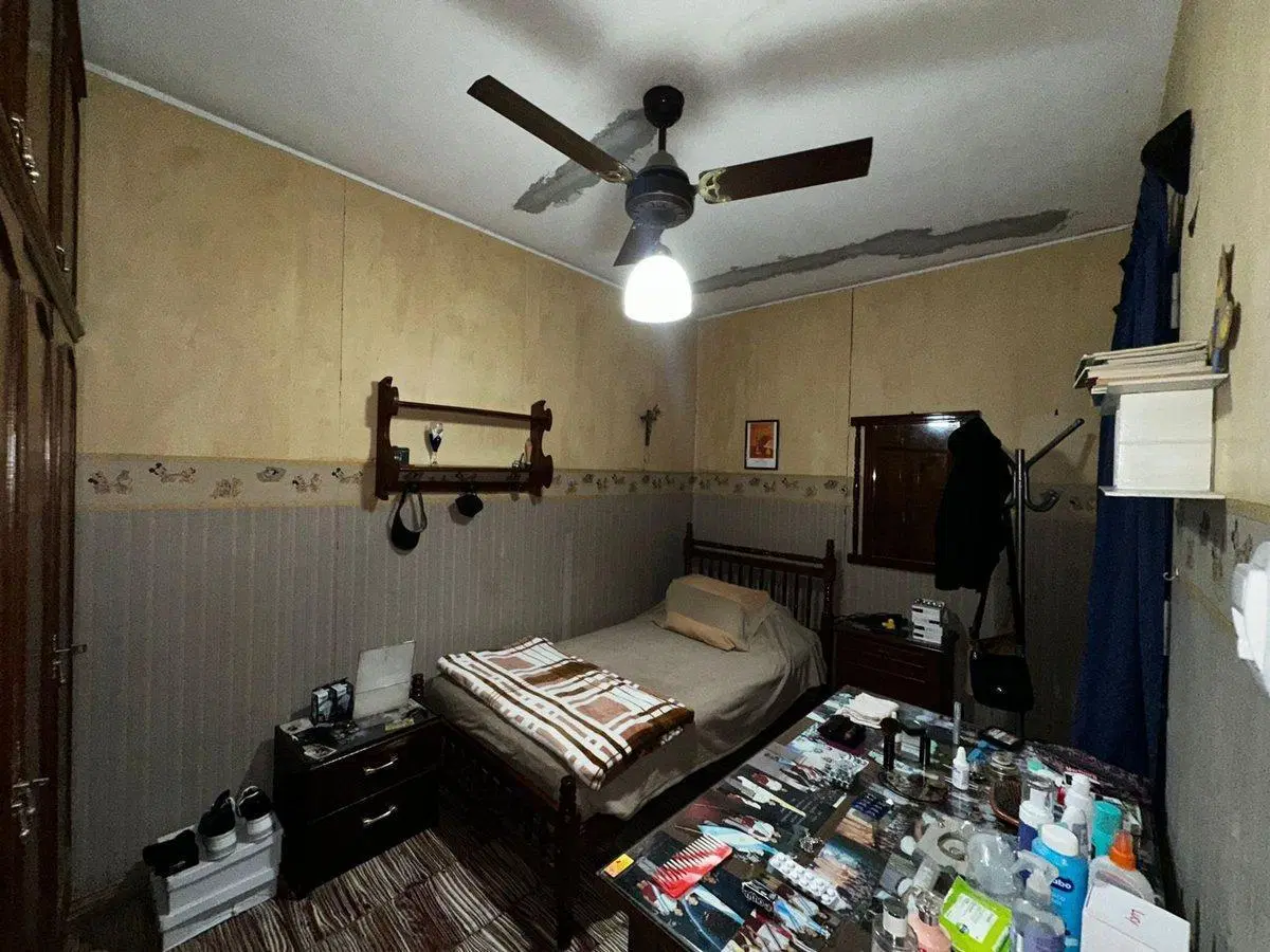 VENTA DE CASA PELLEGRINI Y ROCA 5