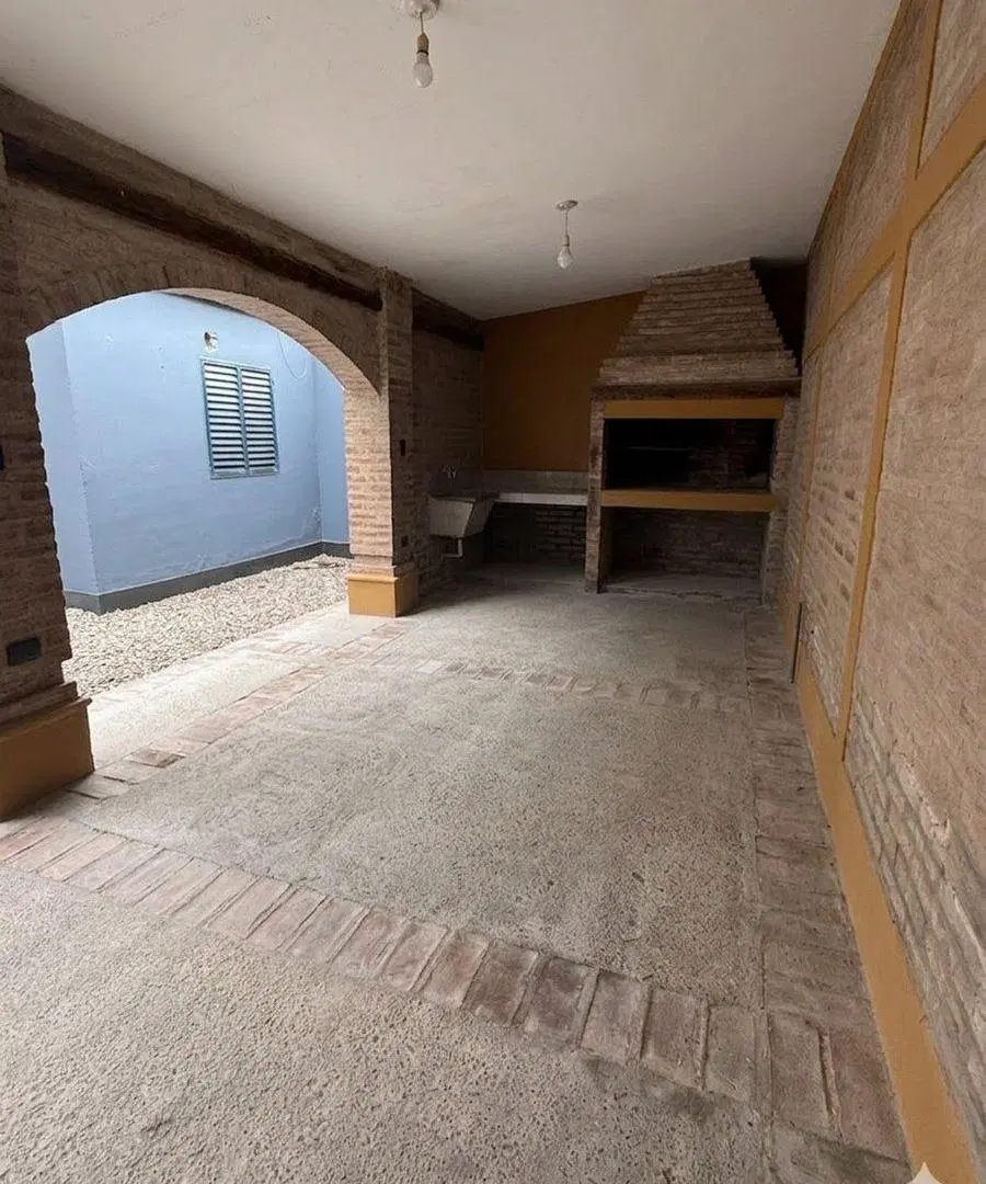 VENTA DE DUPLEX (BARRIO ULLUAS) 4