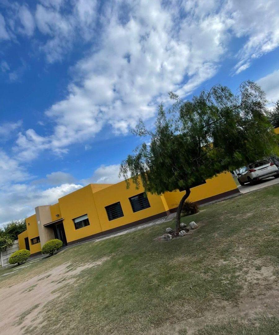 CASA QUINTA EN VENTA 4 AMBIENTES CON FINANCIACIÓN