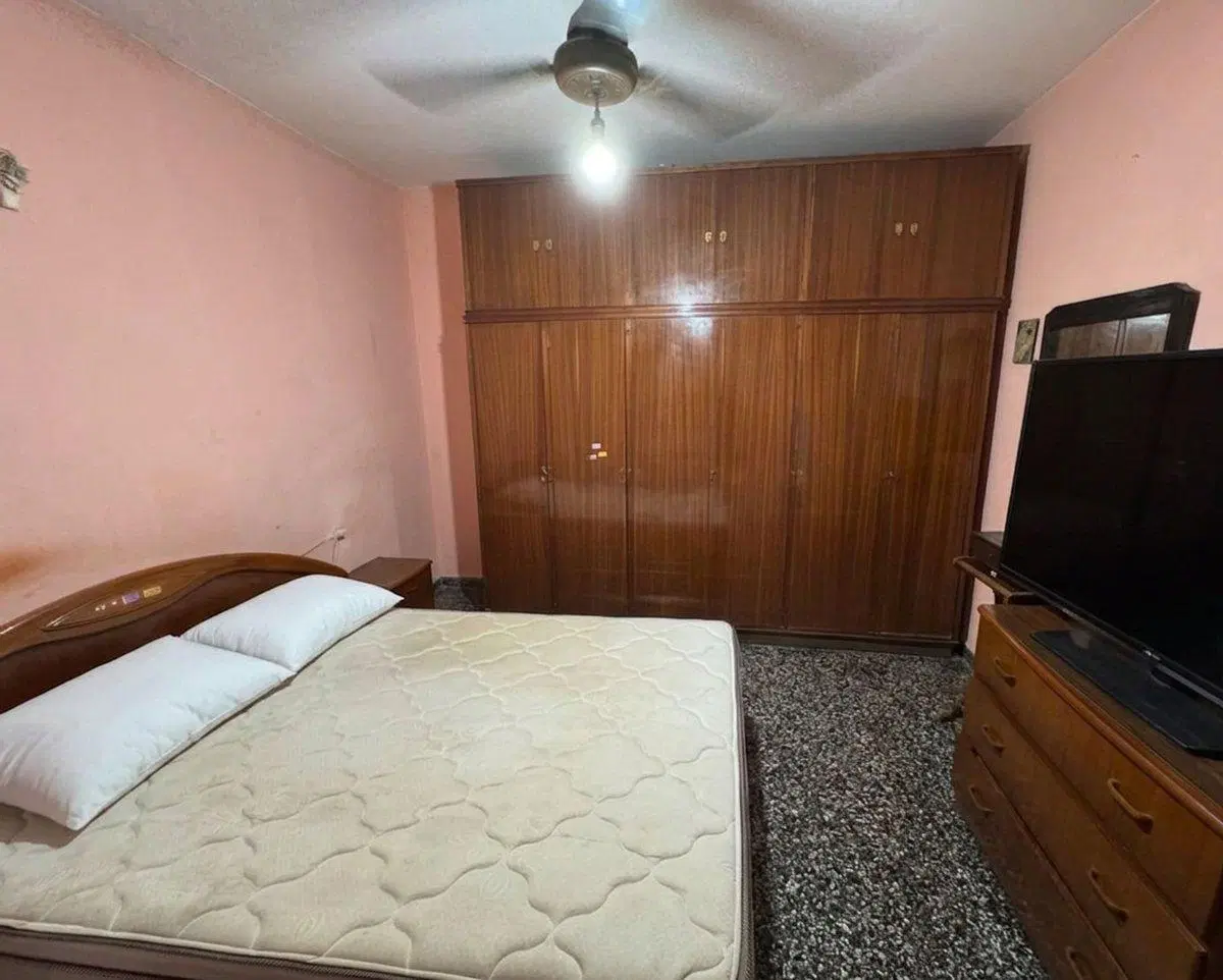 Venta de casa en Roca (S) casi esquina Mendoza 4