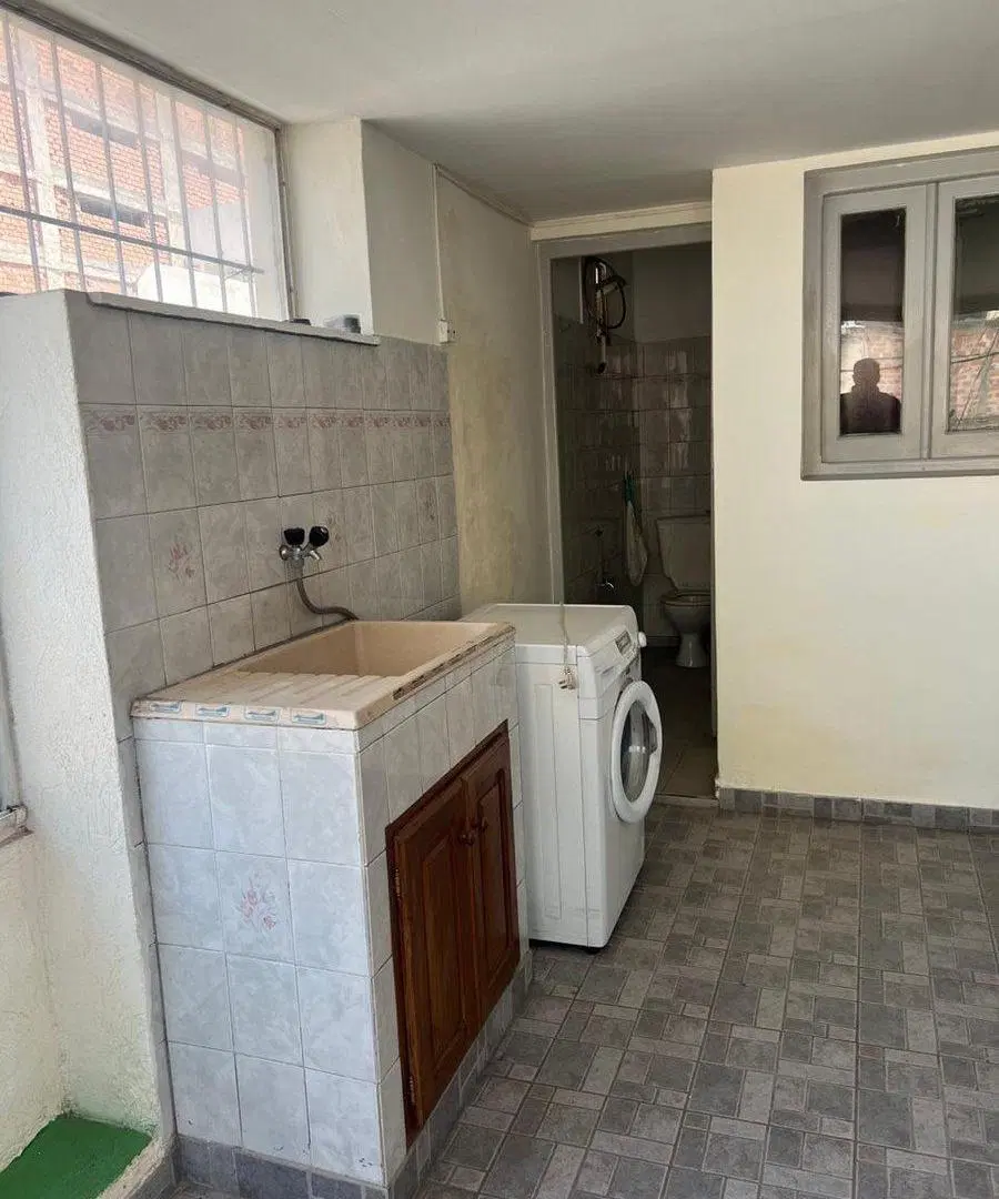 VENTA DE DEPARTAMENTO CENTRICO 3
