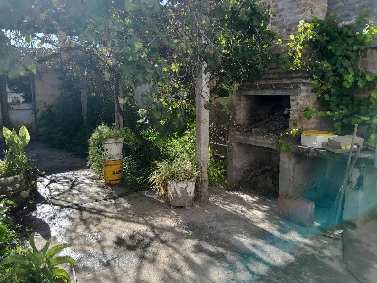 VENTA CASA EN B° EJERCITO ARGENTINO 5