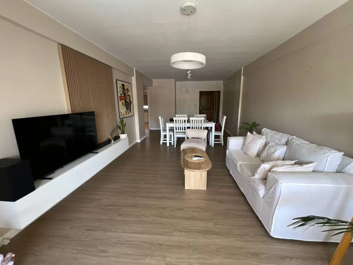 DEPARTAMENTO DE CATEGORIA AV ROCA SUR 654 4