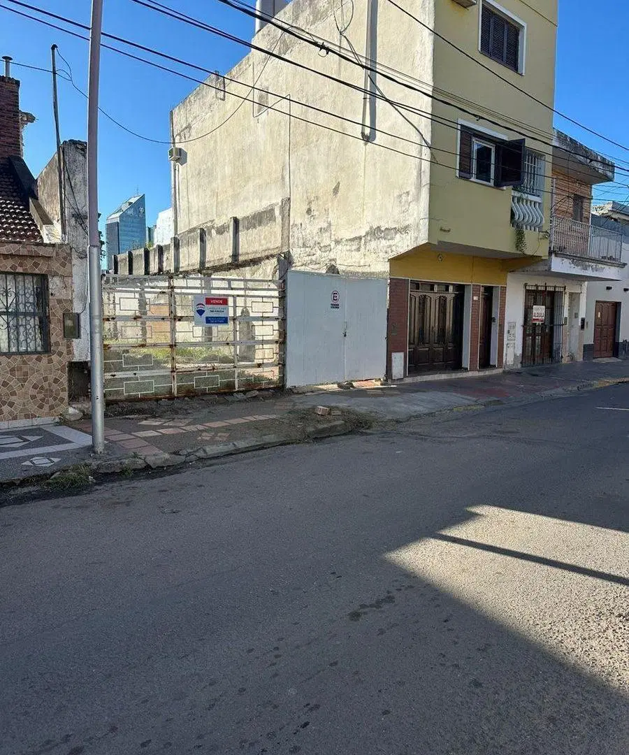 VENTA DE LOTE EN PLENO CENTRO 3