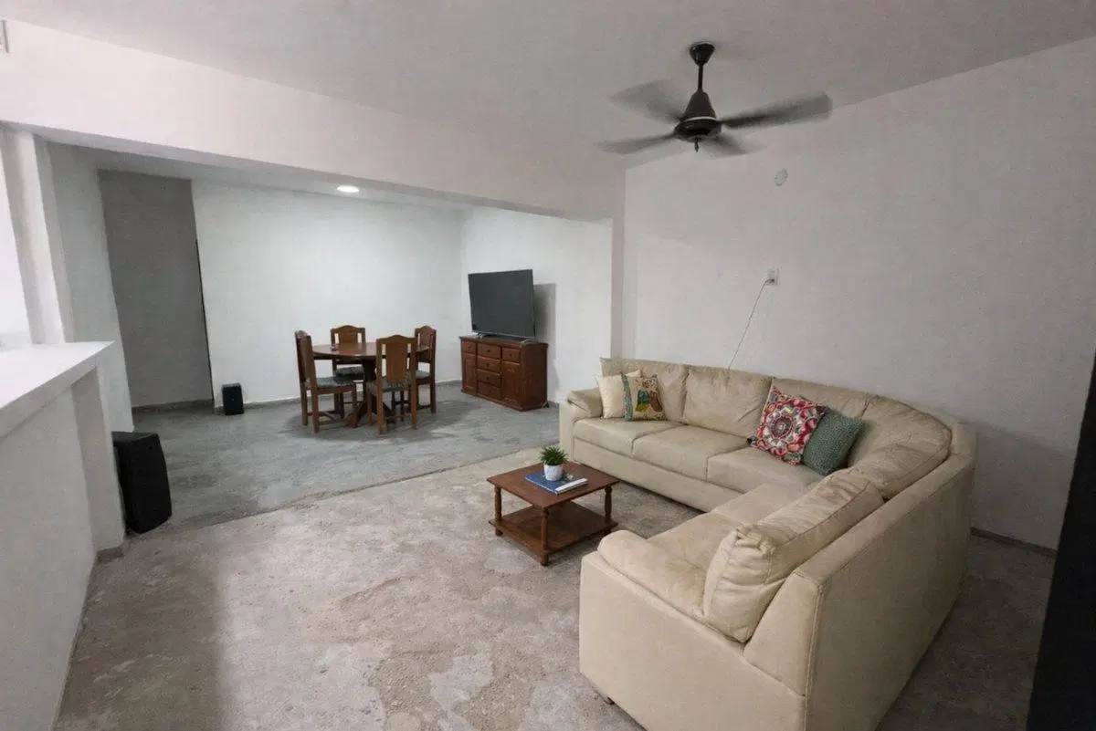CASA EN VENTA - BARRIO VINALAR- 3 DORMITORIOS 4