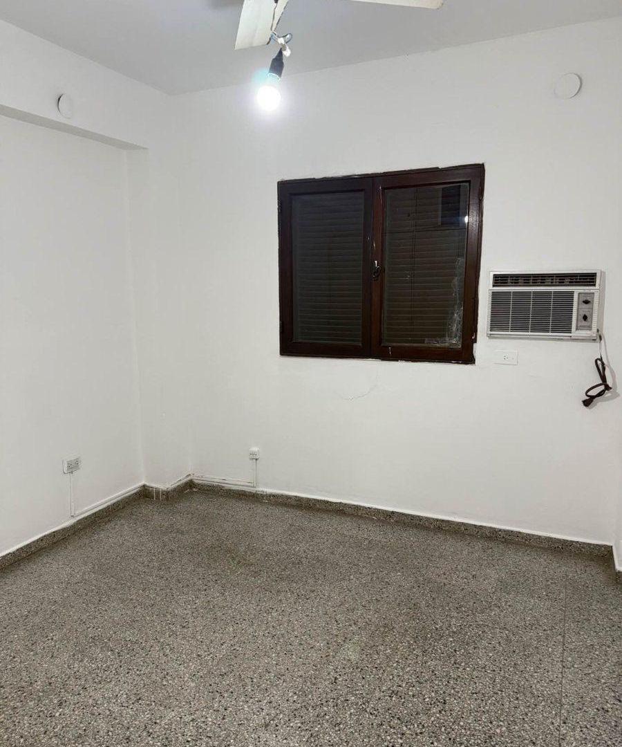 Foto de VENTA DE DEPARTAMENTO CENTRICO, imagen 1
