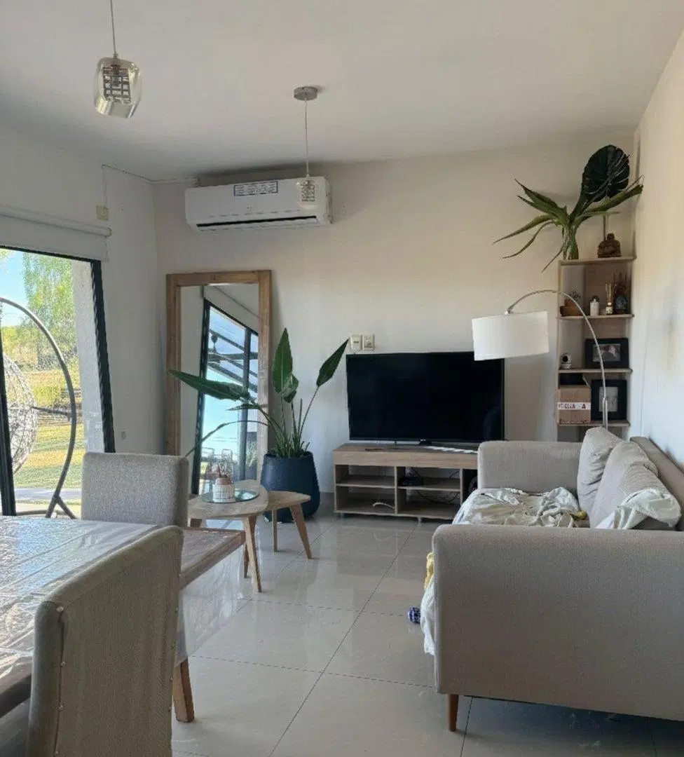 VENTA DE CASA EN BARRIO PRIVADO 2