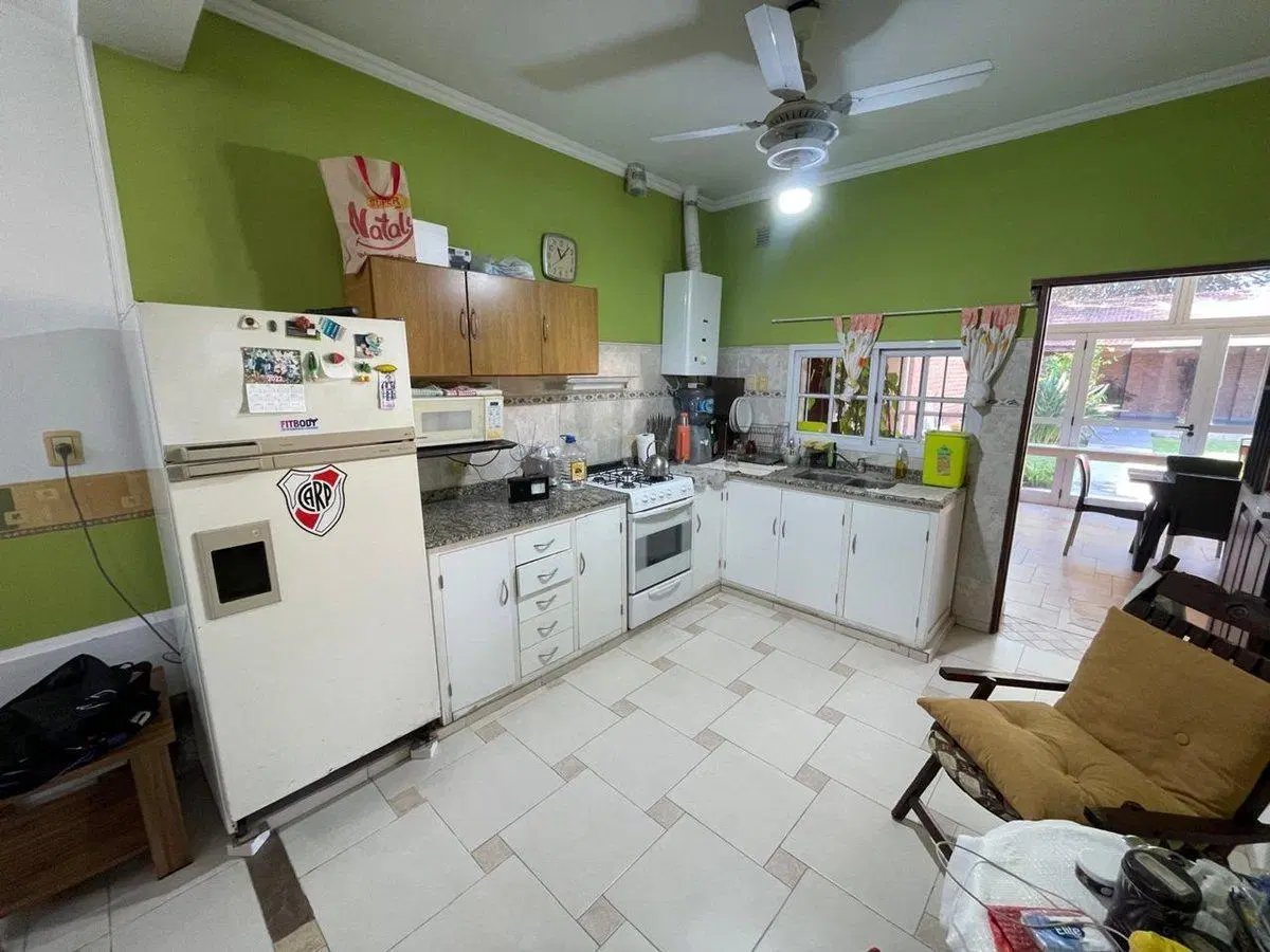 CASA EN VENTA - BARRIO PRIMERA JUNTA - 2 DORM. 5