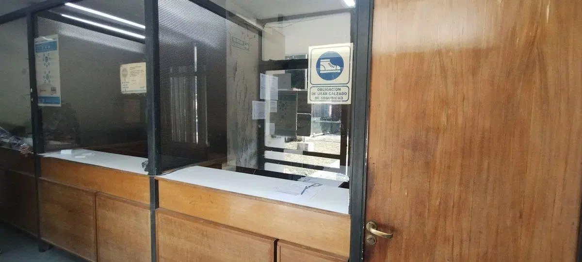 VENTA GALPONES EN AV. BELGRANO NORTE 4