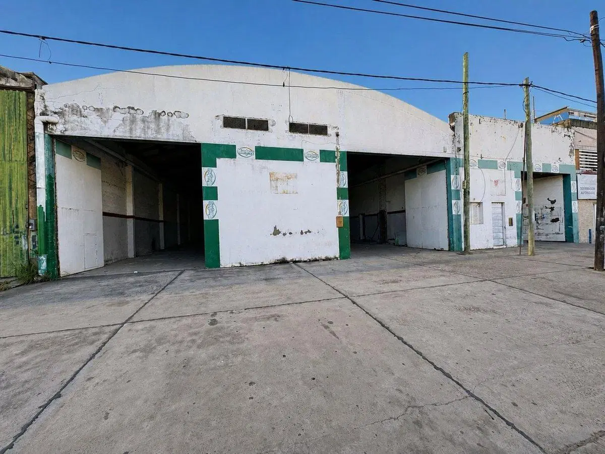 En Venta Galpones Estratégicos sobre Av. Libertad. 5