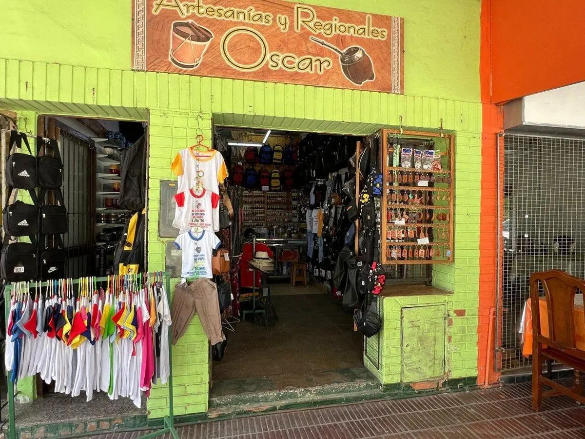 VENTA DE CASA, ALOJAMIENTO Y LOCALES EN TERMAS 2