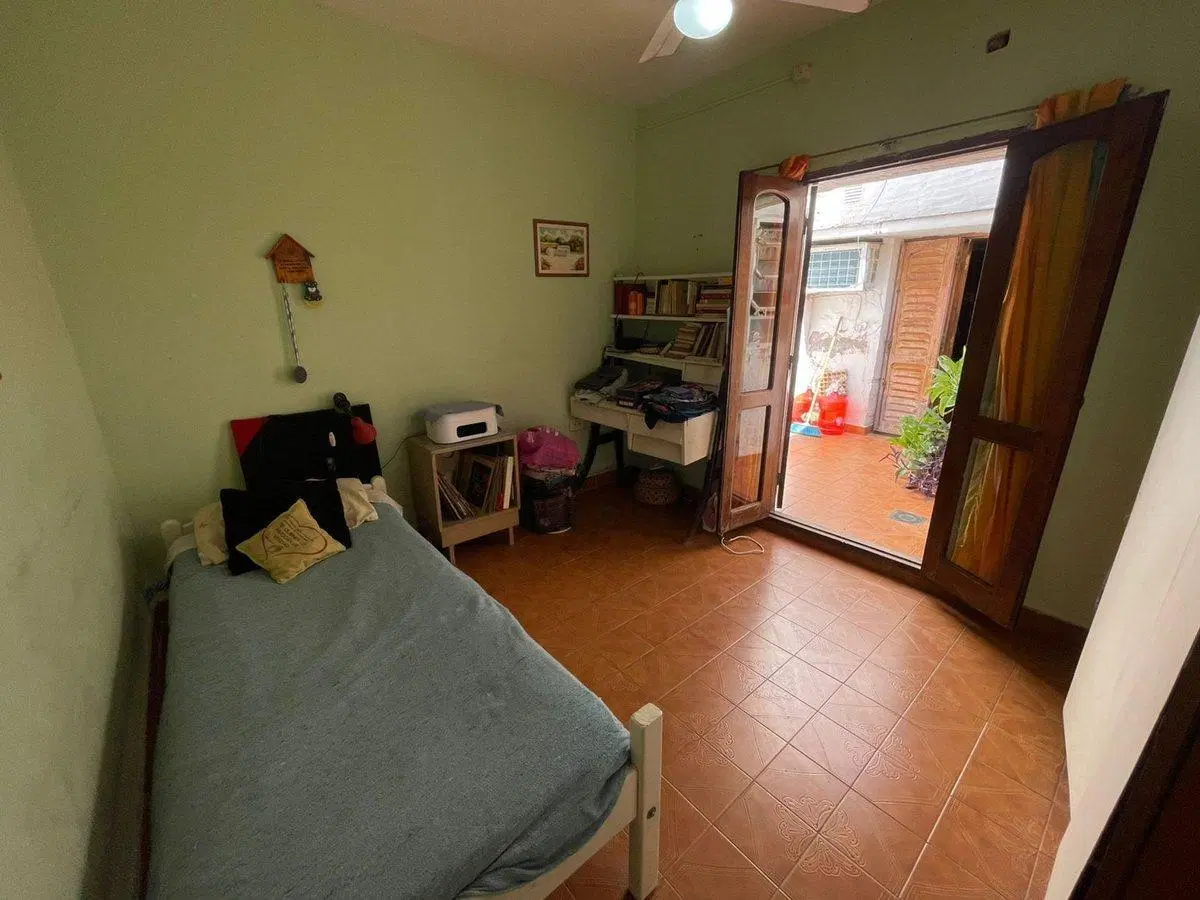 CASA EN VENTA - CHACABUCO AL 700 - BARRIO PARQUE 3