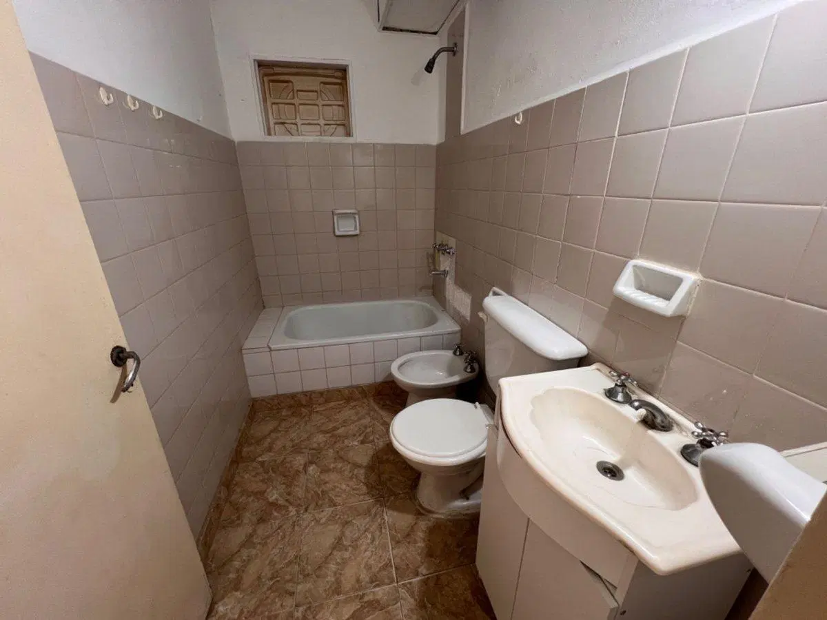 VENTA DE DEPARTAMENTO 2 DORMITORIOS ZONA SUR 3