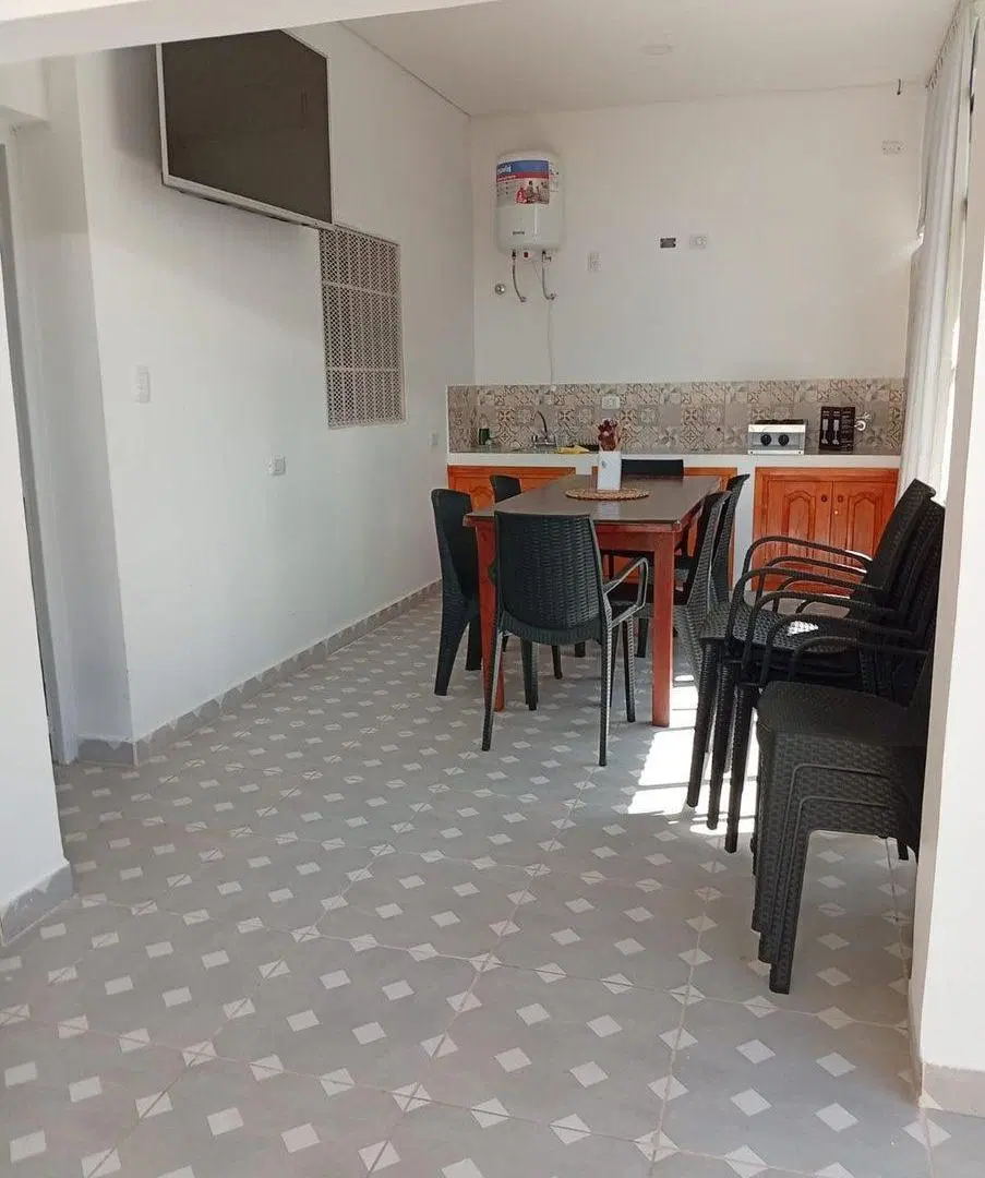 CASA Y OFICINA EN VENTA - EXCELENTE UBICACION 5