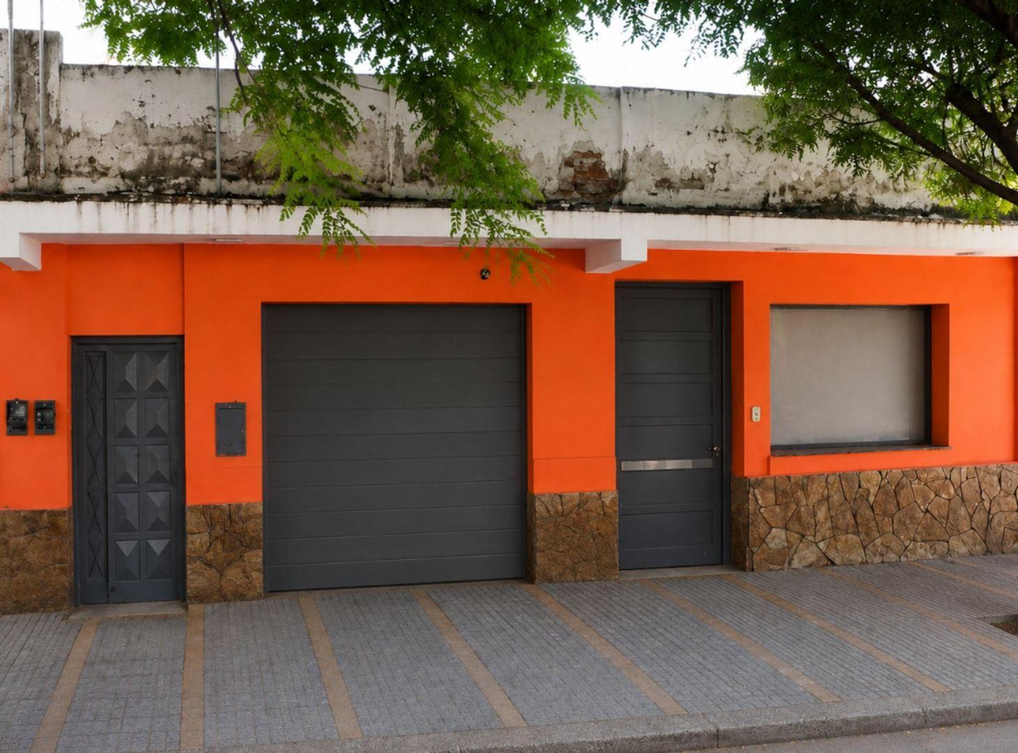 Venta de 2 casas en el centro Santiago del Estero