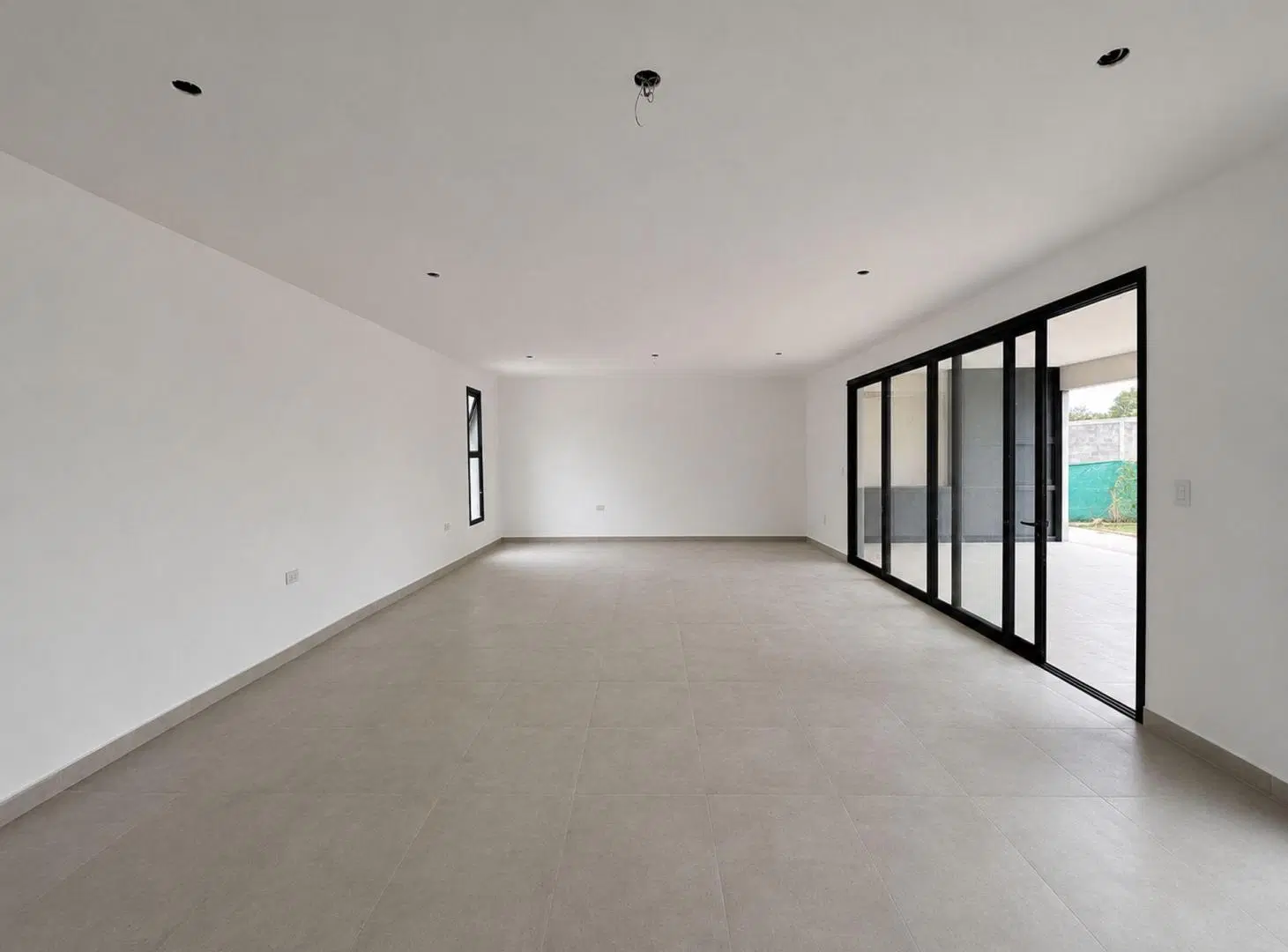 VENTA DE CASA A ESTRENAR- B. PRIVADO LAS MAGNOLIAS 2