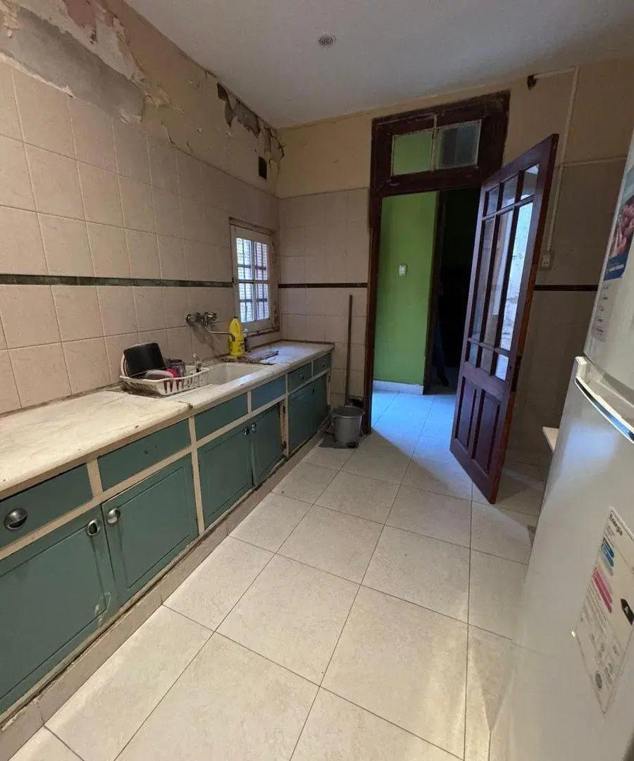 IMPORTANTE CASA EN VENTA - AV. MORENO (S) AL 700 3