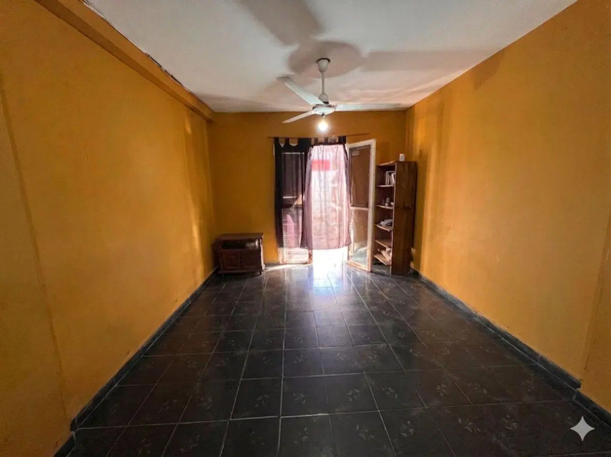 VENTA CASA 3 DORMITORIOS BARRIO INMIGRANTES 4