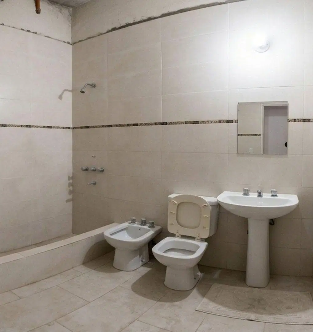 Casa B°San Fernando: 2 Dorm, Cochera, SUM y Pileta 4