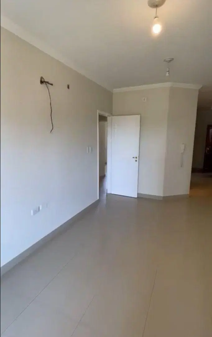 Venta depto. 2 dorm. con cochera Av. Roca y Mitre 4
